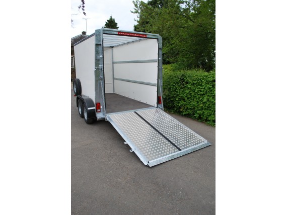 Box Van 'Twin Axle' Trailers